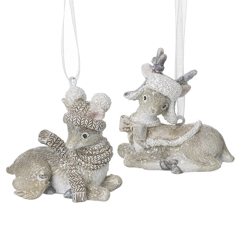 Set of Sitting Deers